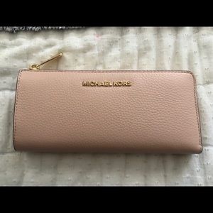 Michael Kors Pebbled Leather Pink Wallet